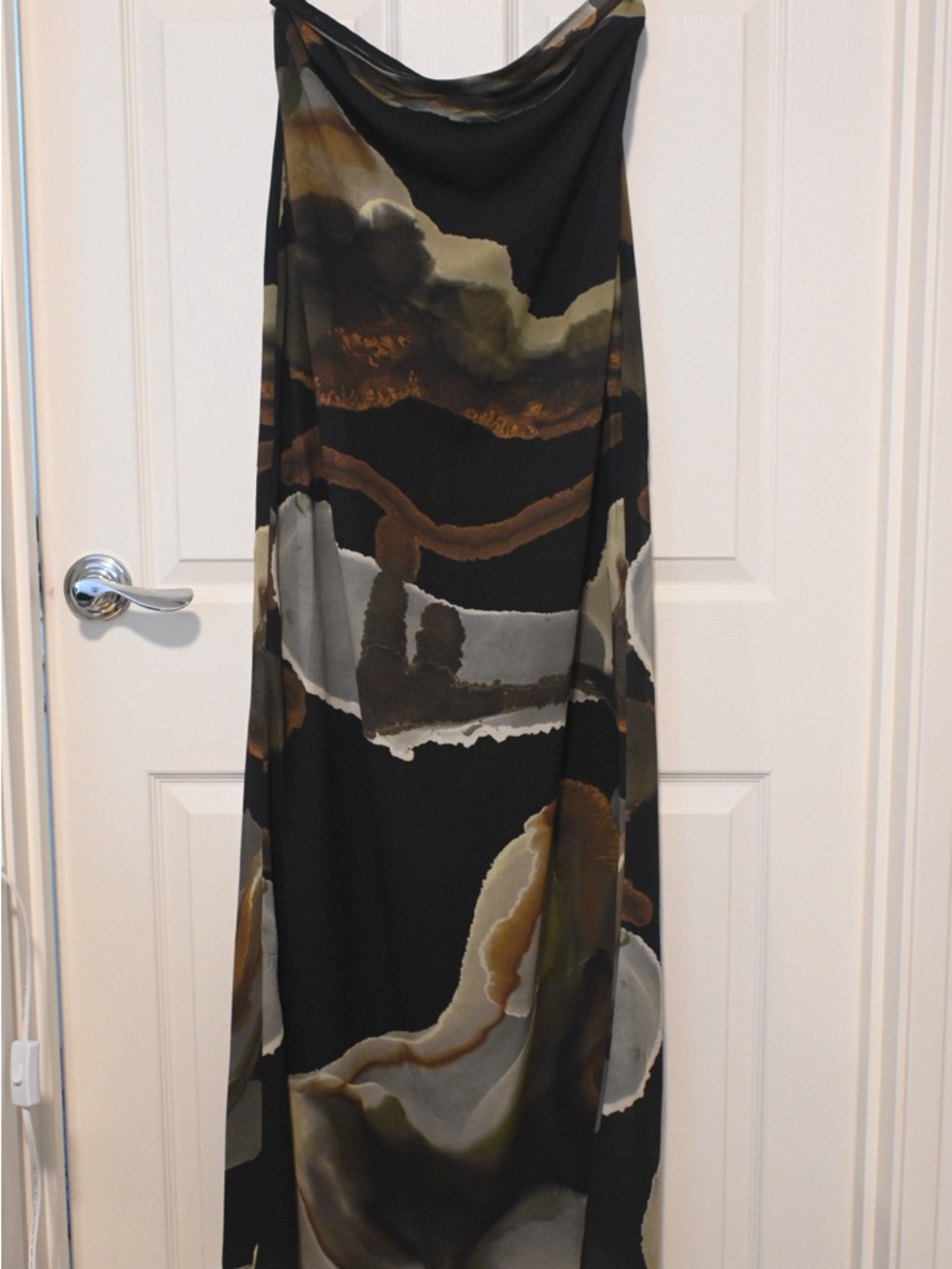 Meshki Black Abstract Watercolor Maxi Dress - Picture 11 of 12